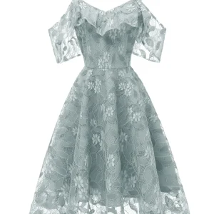 Blommig spets western festklänning med spaghettiband